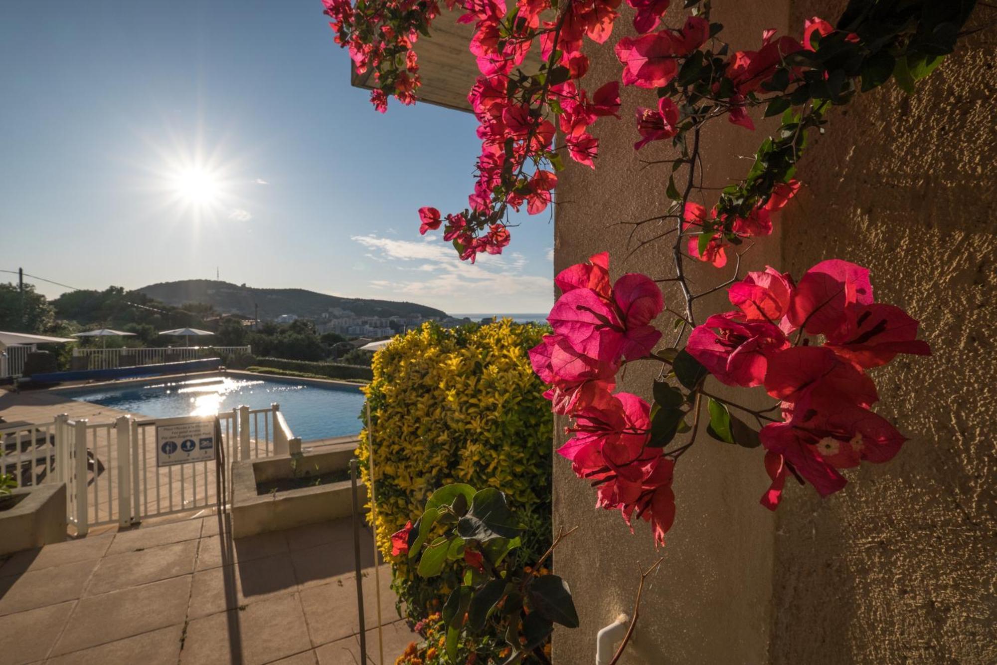 Hotel Funtana Marina LʼÎle-Rousse Zewnętrze zdjęcie